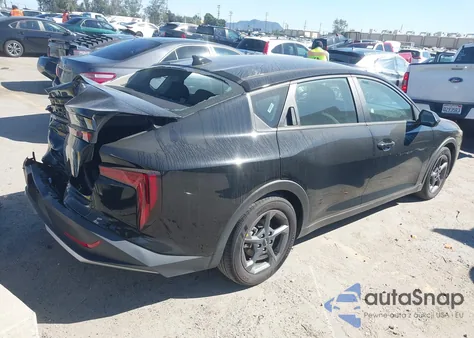 2025 Kia K4 Lxs from USA, damaged, VIN 3KPFT4DEXSE051479